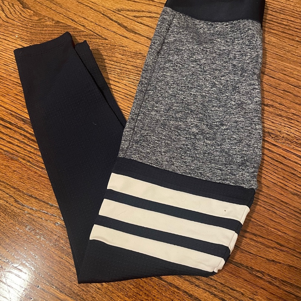 Stylish Women’s Gray and Black Leggings